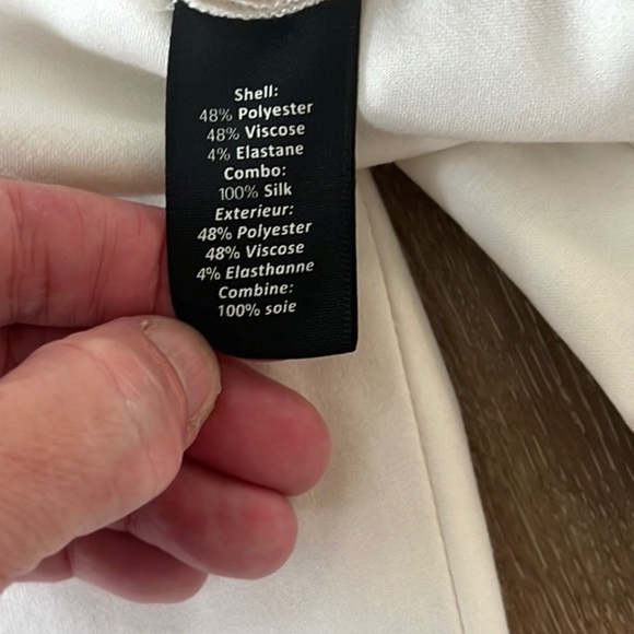 Elizabeth & James,Exquisite Silk Cropped Pants, Mid-Rise, Winter White, Size 2 - Picture 4 of 12